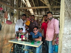 Sewing machine gift for a needy woman 15/11/23